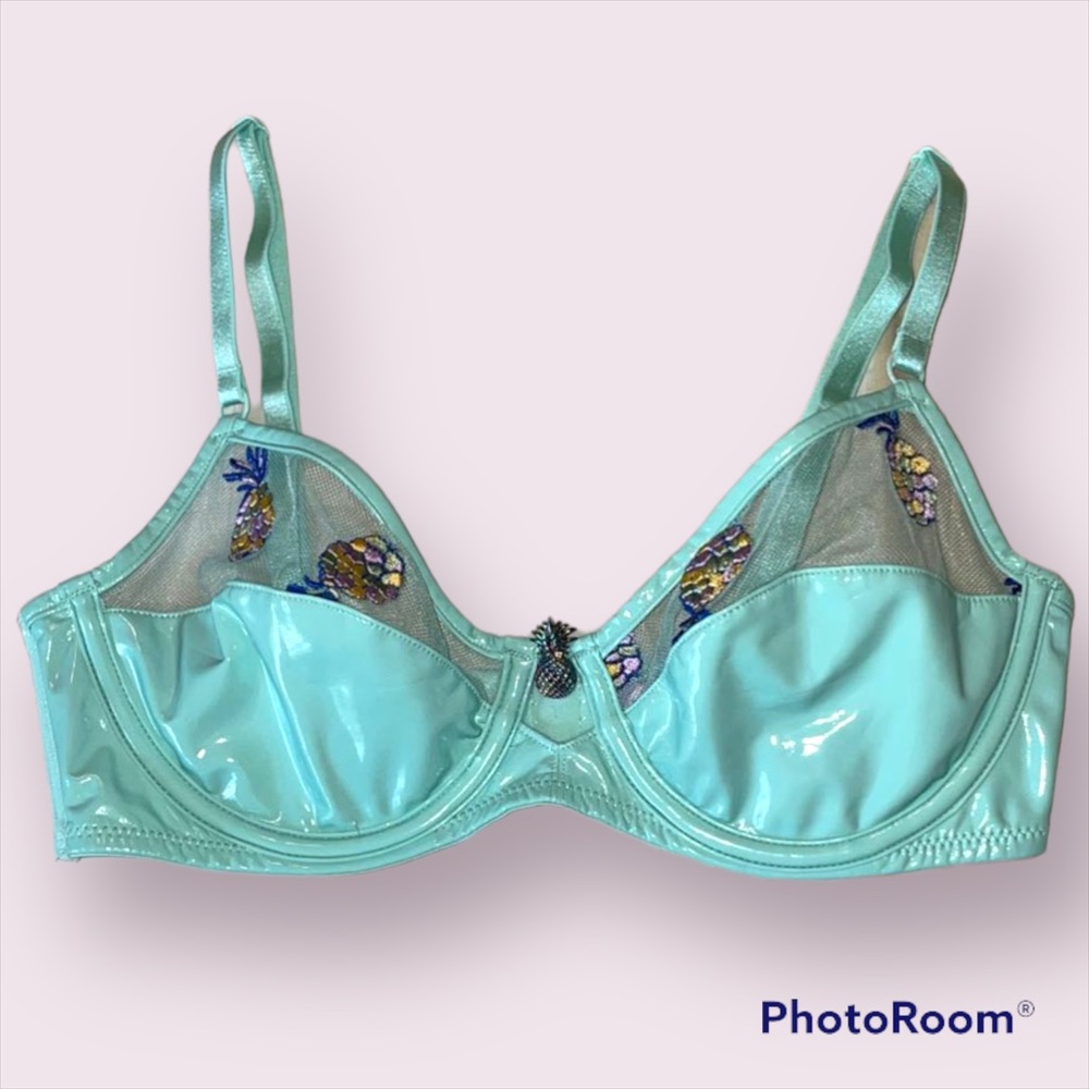 Savage X Fenty pineapple sea foam green bra🤍